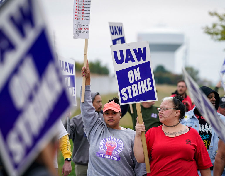 Nato Vows To Stick With Ukraine As Long As It Takes